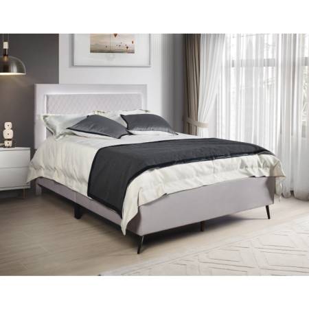 7515-CKING WARM GRAY Fabric Lattice Platform Bed - CALIFORNIA KING