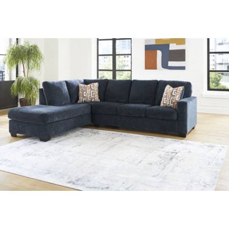 24303S1 Aviemore 2-Piece Sectional with Chaise