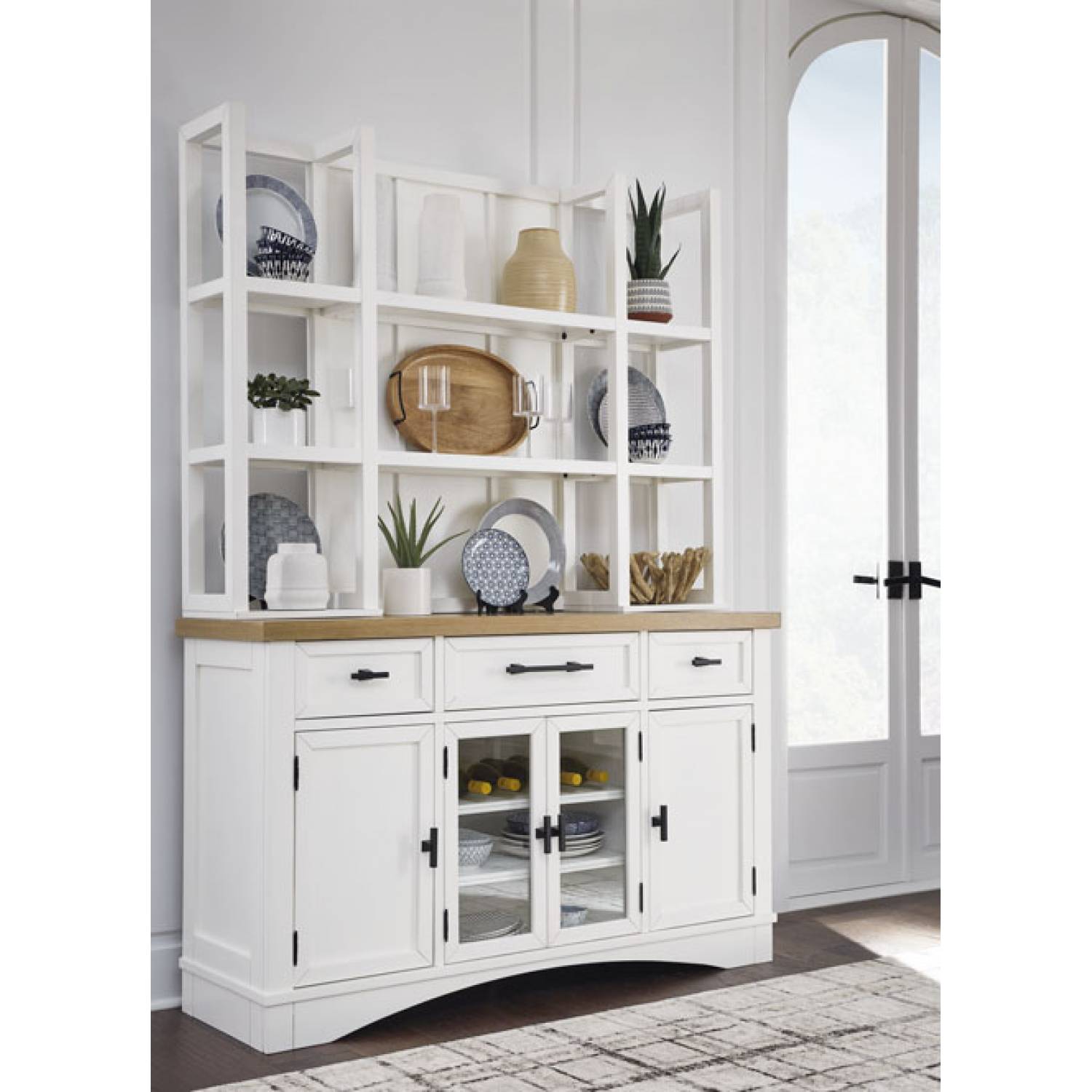 Ashbryn Hutch - White/Natural - (D844-61) Ashbryn Hutch - White/Natural - (D844-61)