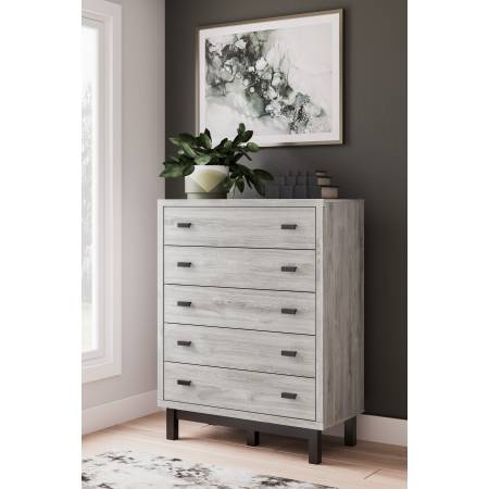 B1036-345 Vessalli Chest of Drawers