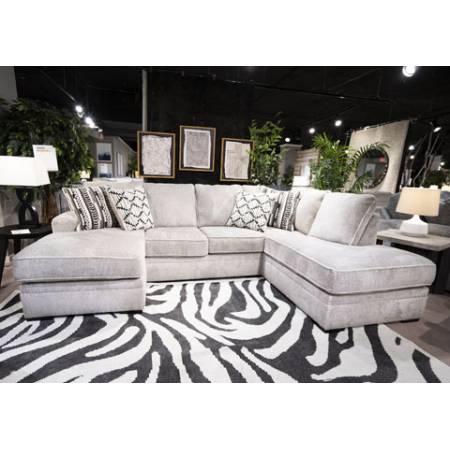 20502-02-17 Calnita 2-Piece Sectional with Chaise