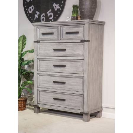 B772-46 Russelyn Five Drawer Chest