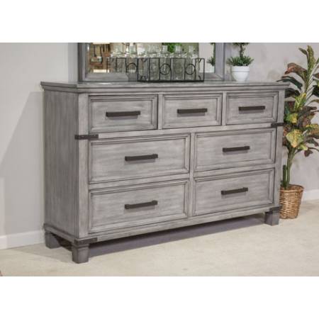 B772-31 Russelyn Dresser