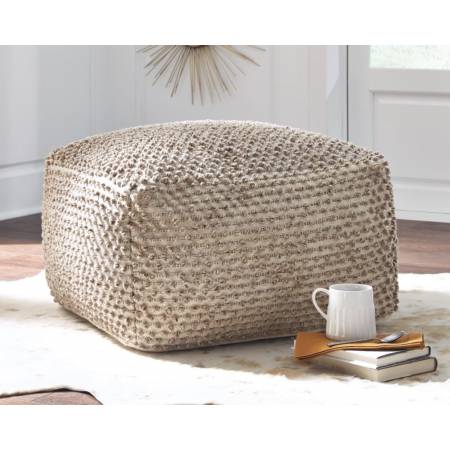 A1000531 Hedy Pouf