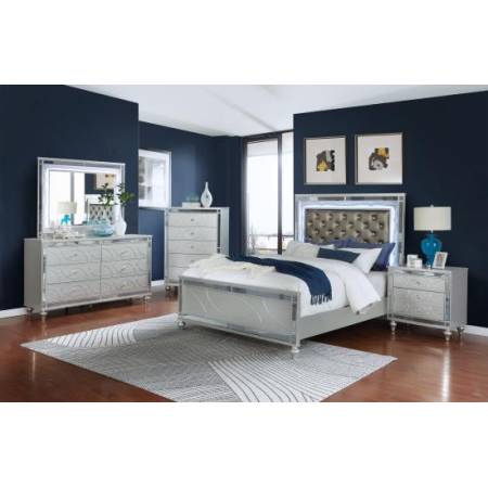 223211KE-S5 Gunnison 5-Piece Eastern King Bedroom Set With LED Lighting Silver Metallic