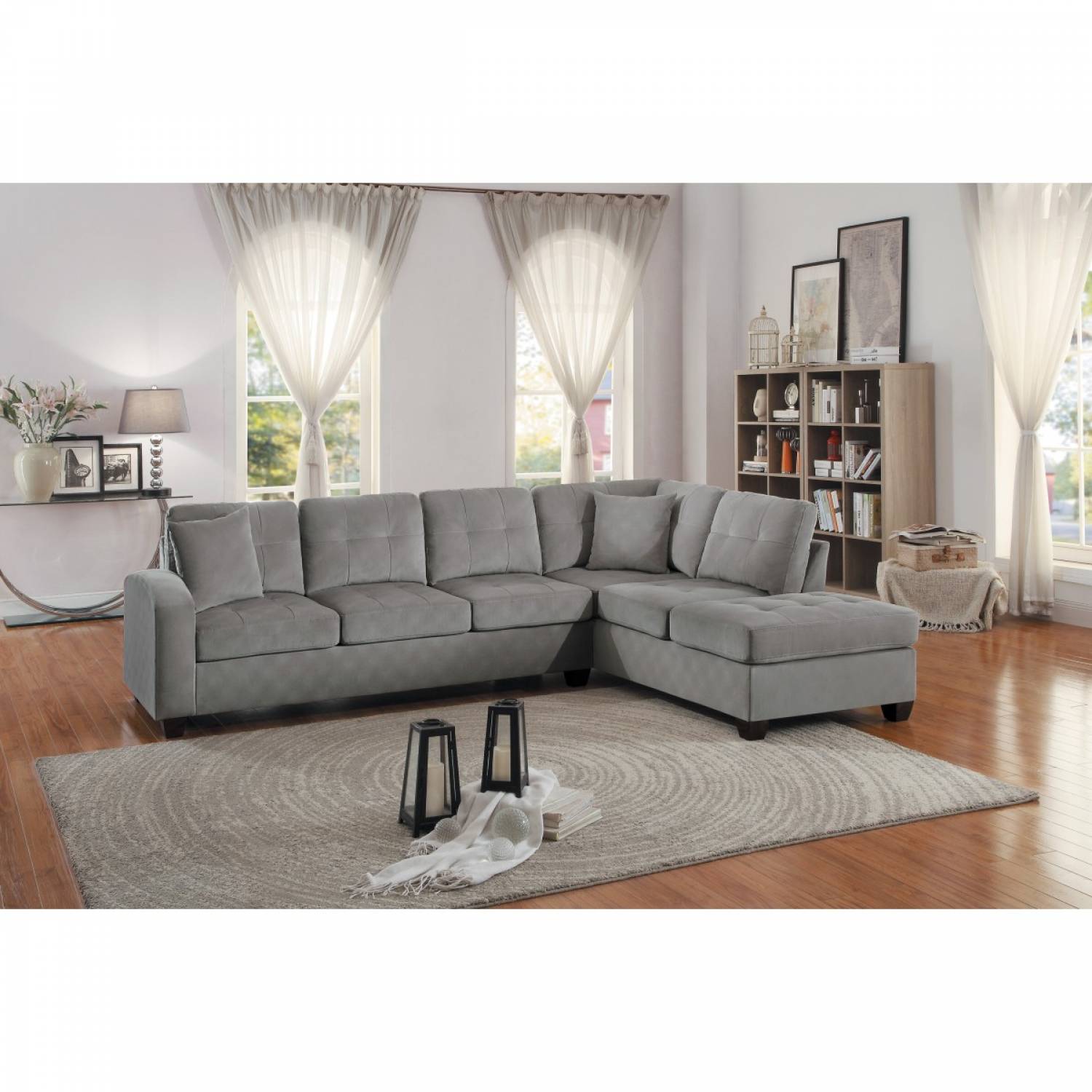 8367TP* 2-Piece Reversible Sectional Emilio