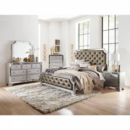 1646-QGr Avondale Queen Bedroom Set - Silver