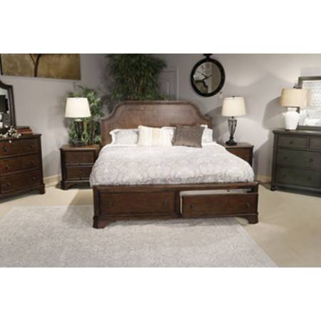 B517 Adinton E.King Panel Bed