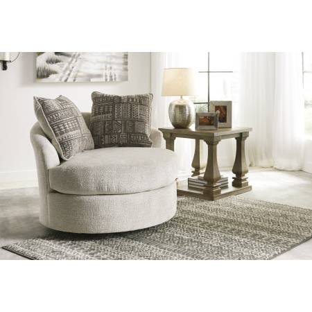 95104 Soletren Swivel Accent Chair