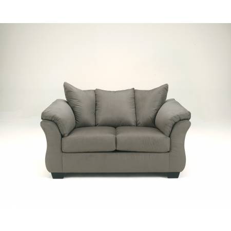 75005 Darcy Loveseat